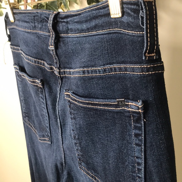 Mid Rise Flare Jeans - Picture 4 of 9
